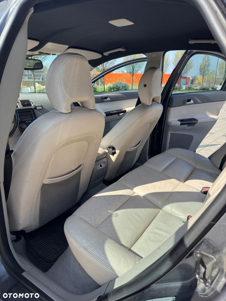 Volvo S40 2.0D Summum - 10