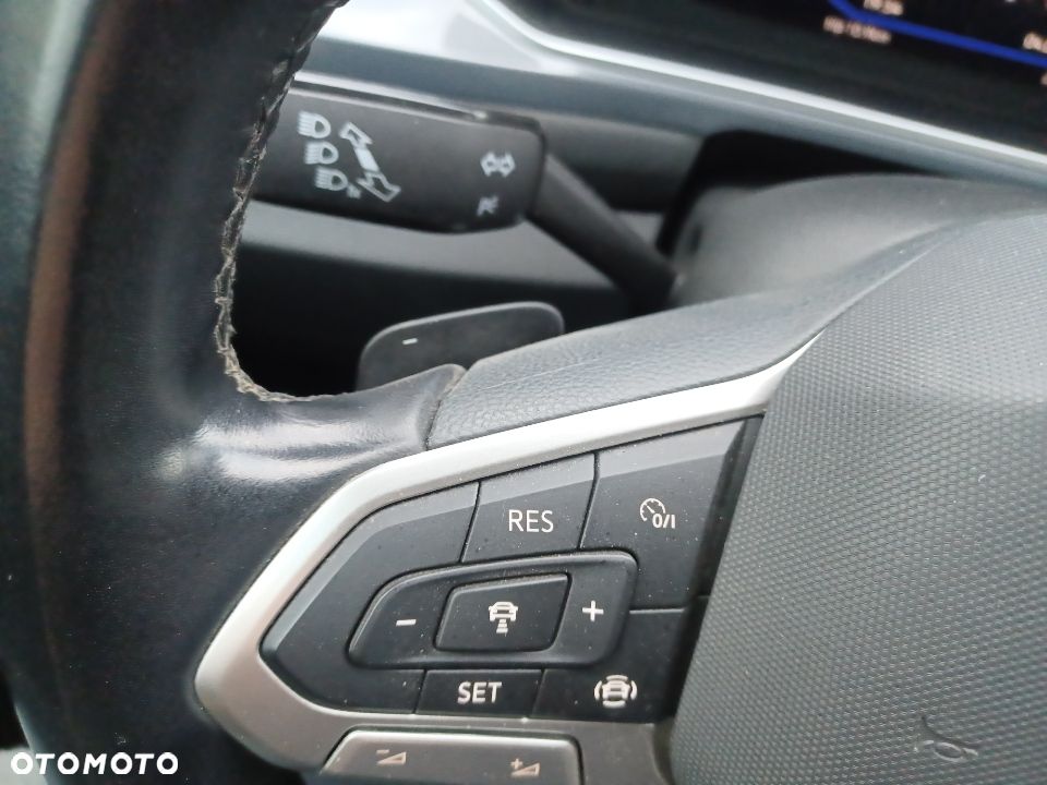Volkswagen T-Roc 1.5 TSI ACT Premium DSG - 9