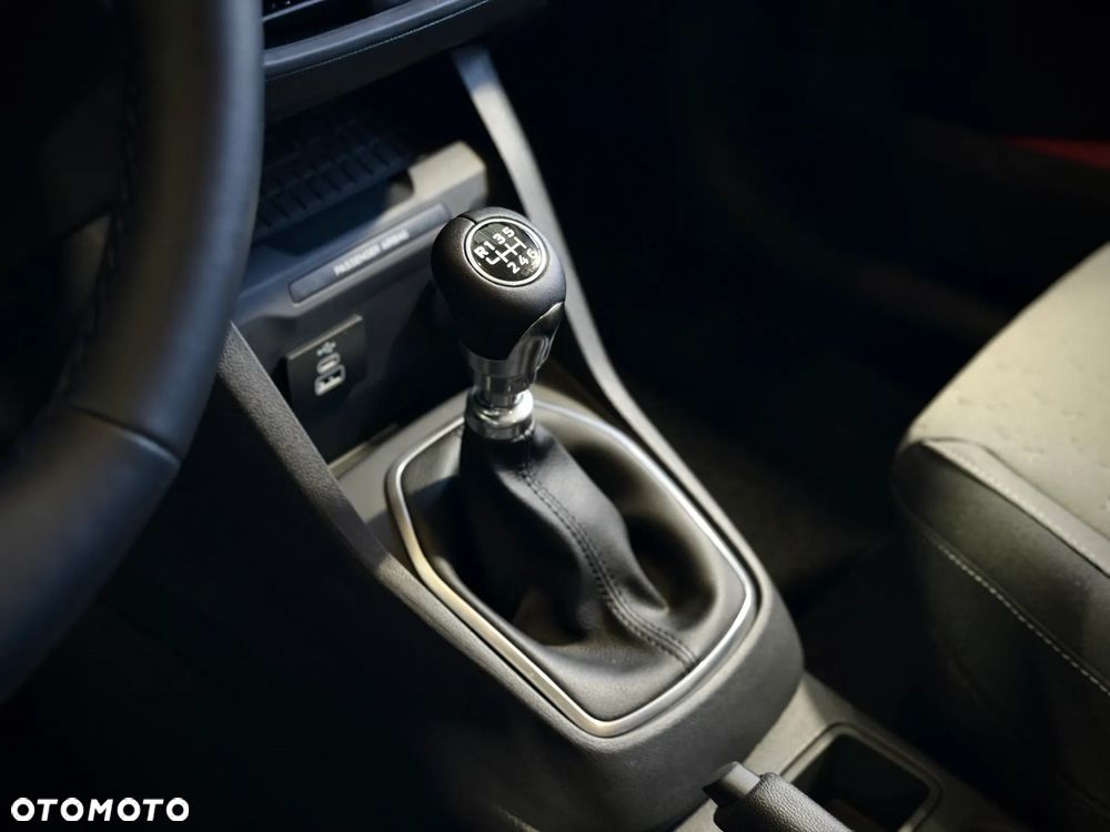 Ford Tourneo Courier 1.0 EcoBoost Titanium - 21
