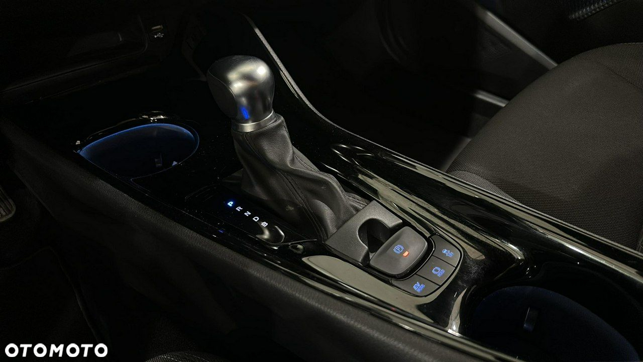 Toyota C-HR - 18