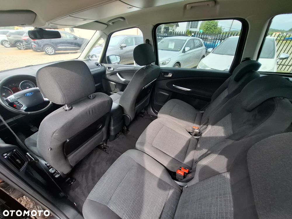 Ford Galaxy 2.0 TDCi Ghia - 14