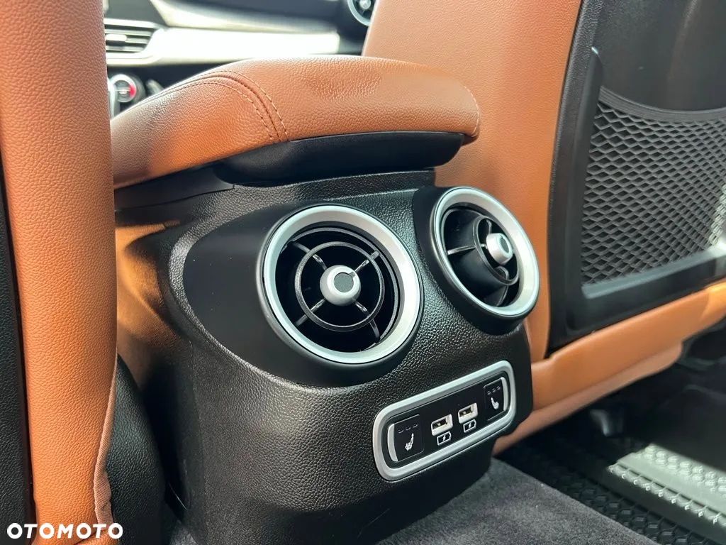 Alfa Romeo Giulia 2.0 Turbo 16V AT8 Veloce Ti - 7