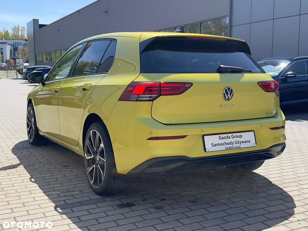 Volkswagen Golf 1.5 eTSI Life DSG - 9