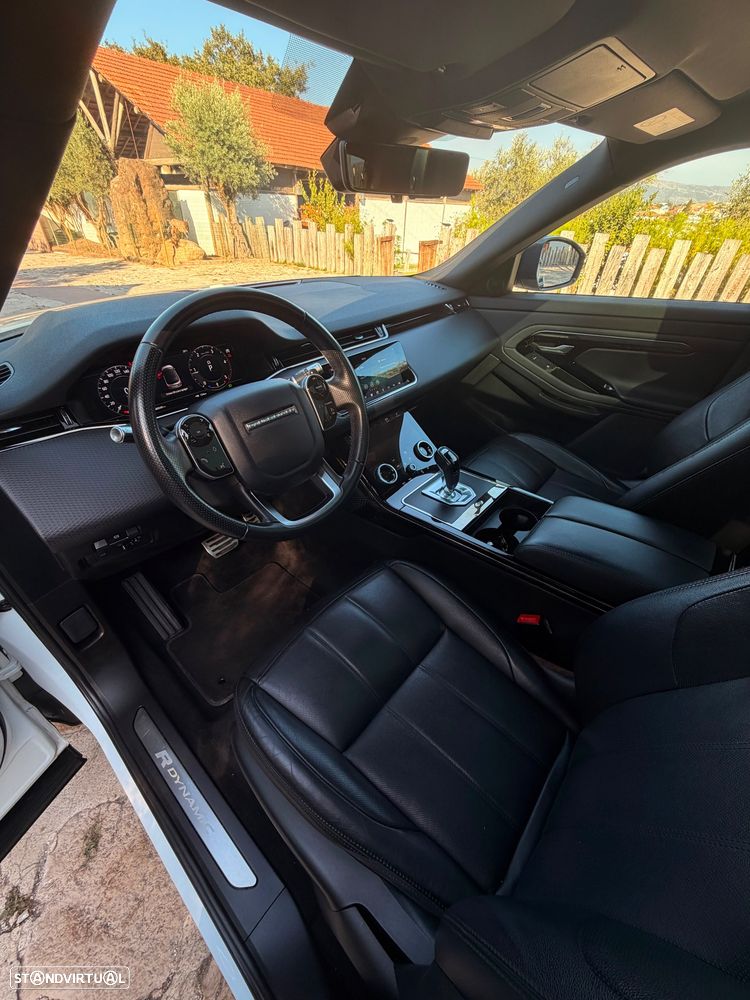 Land Rover Range Rover Evoque 2.0 D150 AWD R-Dynamic SE Auto - 30