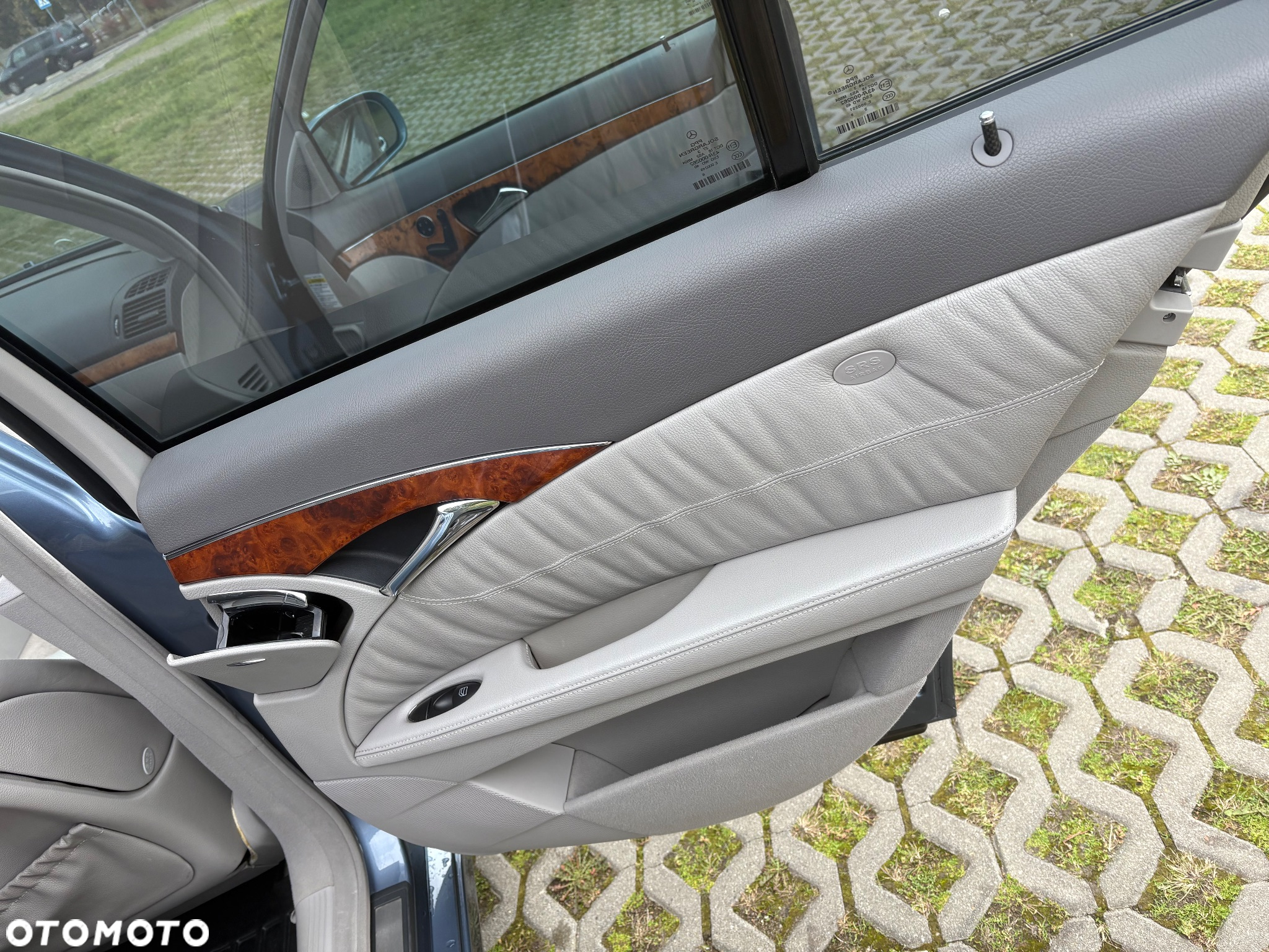 Mercedes-Benz Klasa E 500 4-Matic T Elegance - 19