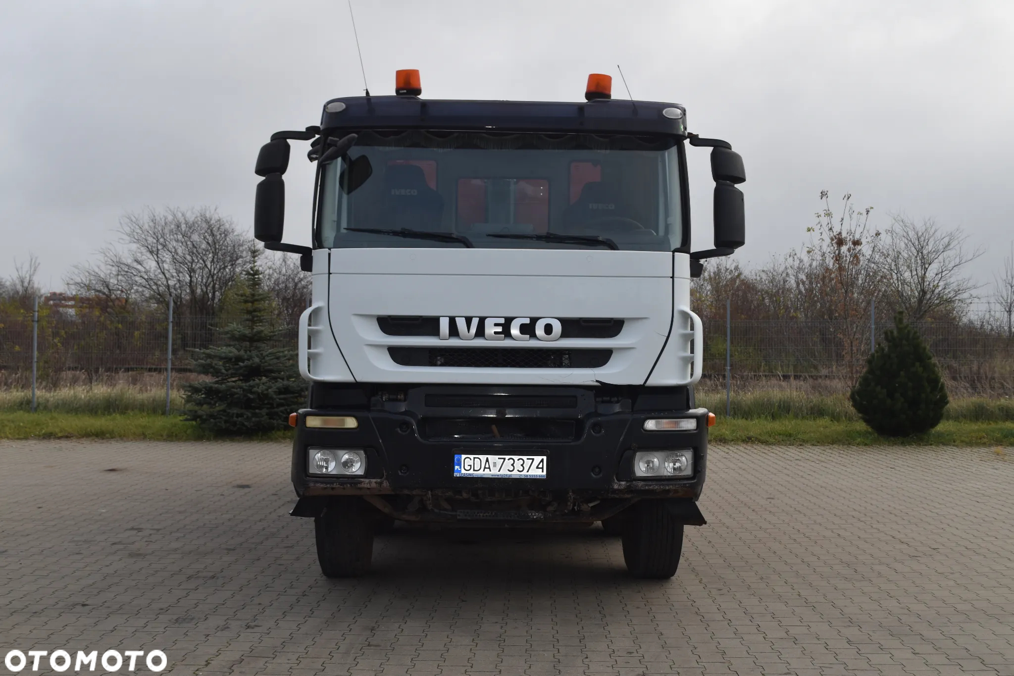 Iveco Trakker - 3