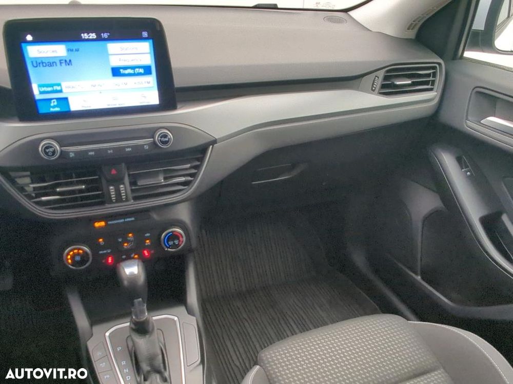 Ford Focus 1.0 EcoBoost MHEV Connected - 5