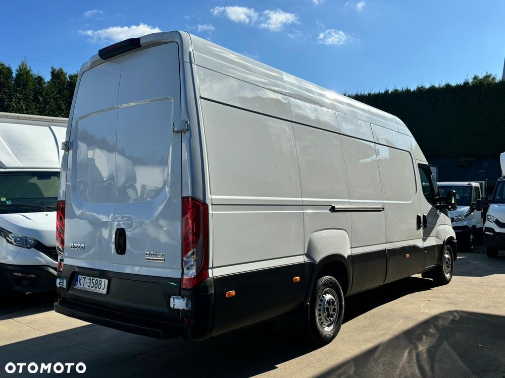 Iveco Daily 35S18 Maxi Blaszak Długi Furgon 3.0 Blaszak L4H3 - 4
