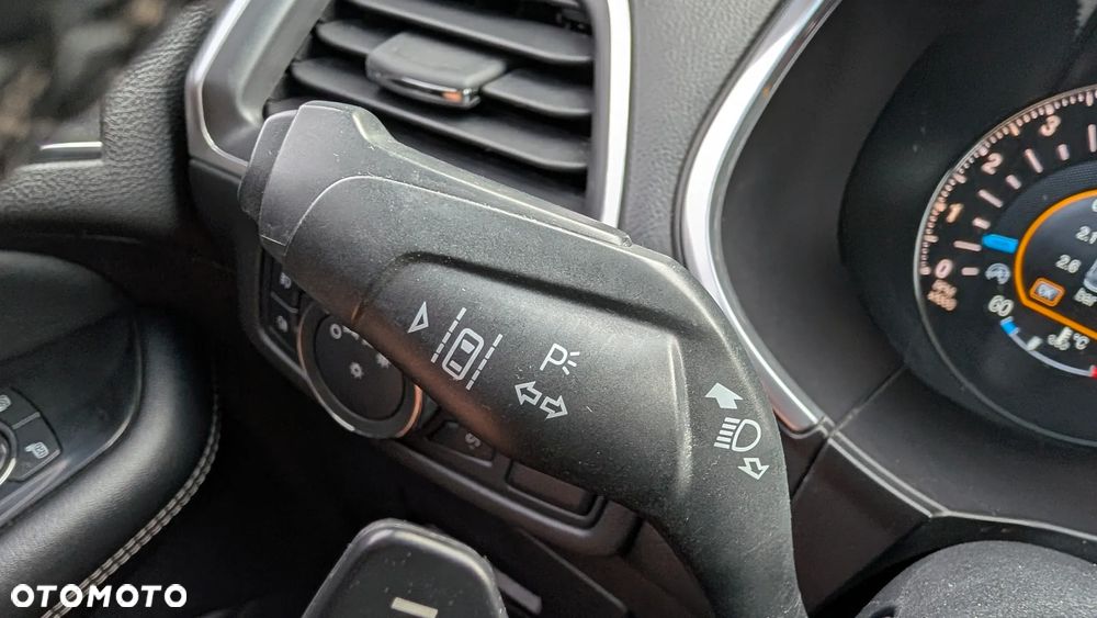 Ford Edge 2.0 TDCi Bi-Turbo 4x4 Titanium - 29