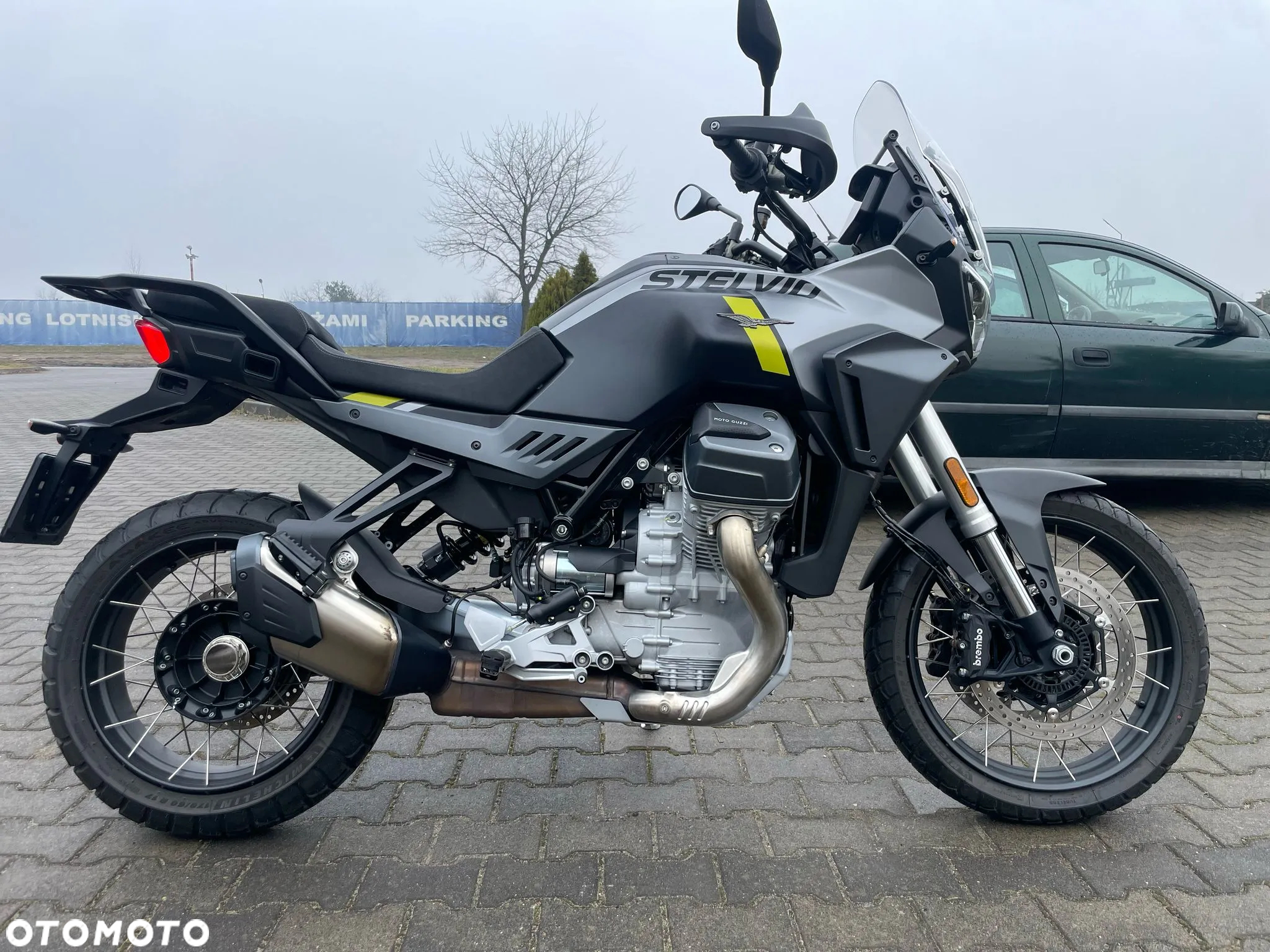 Moto Guzzi Stelvio - 15