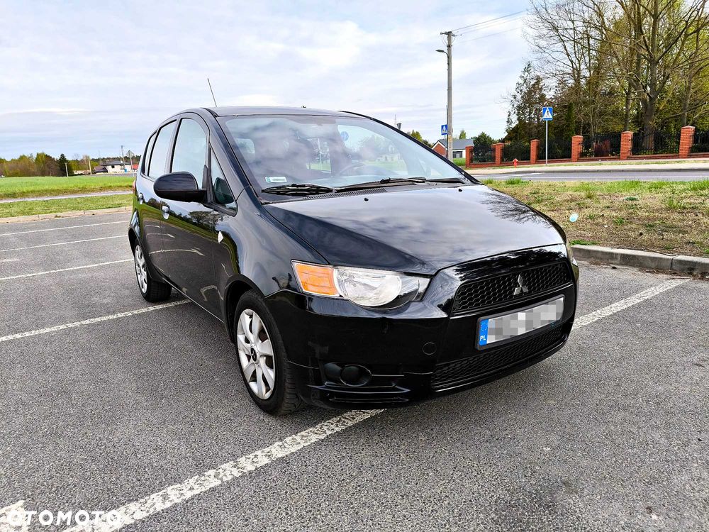 Mitsubishi Colt - 5