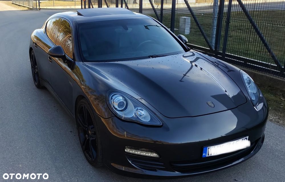 Porsche Panamera 4 PDK - 6