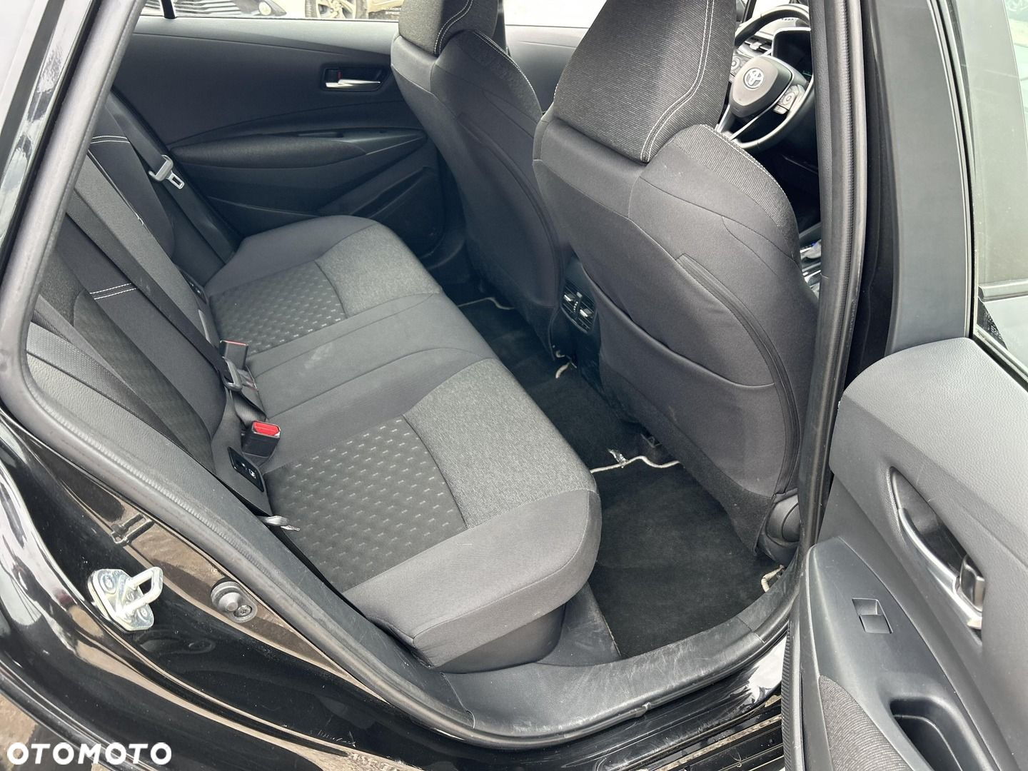 Toyota Corolla - 14