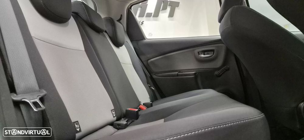 Toyota Yaris 1.0 VVT-i Comfort - 34