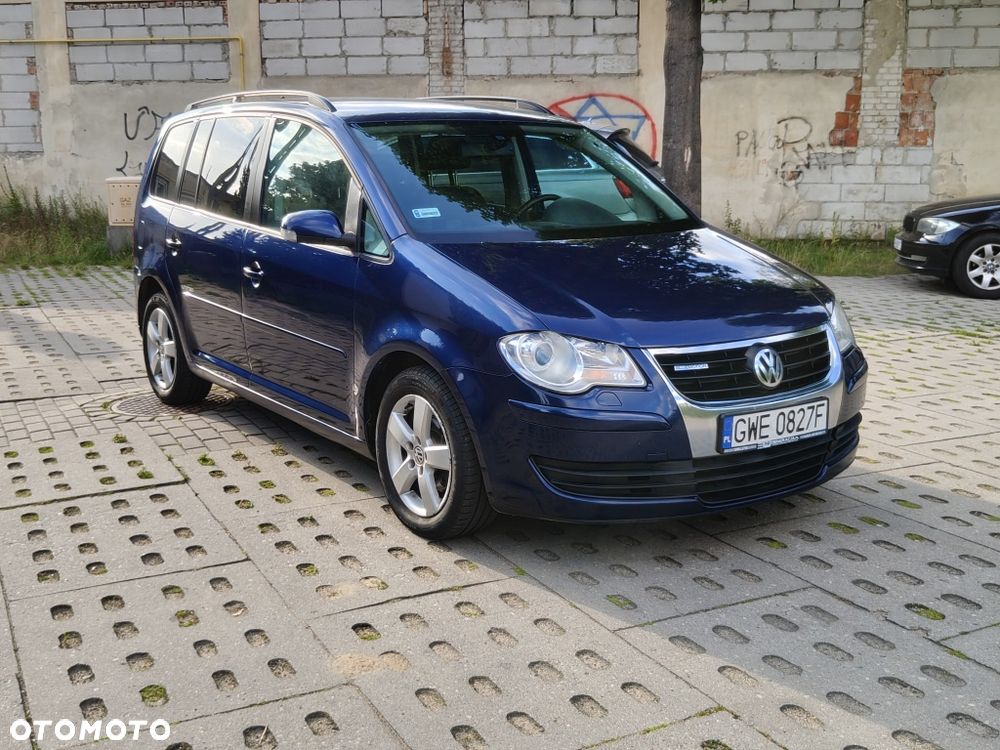 Volkswagen Touran - 2