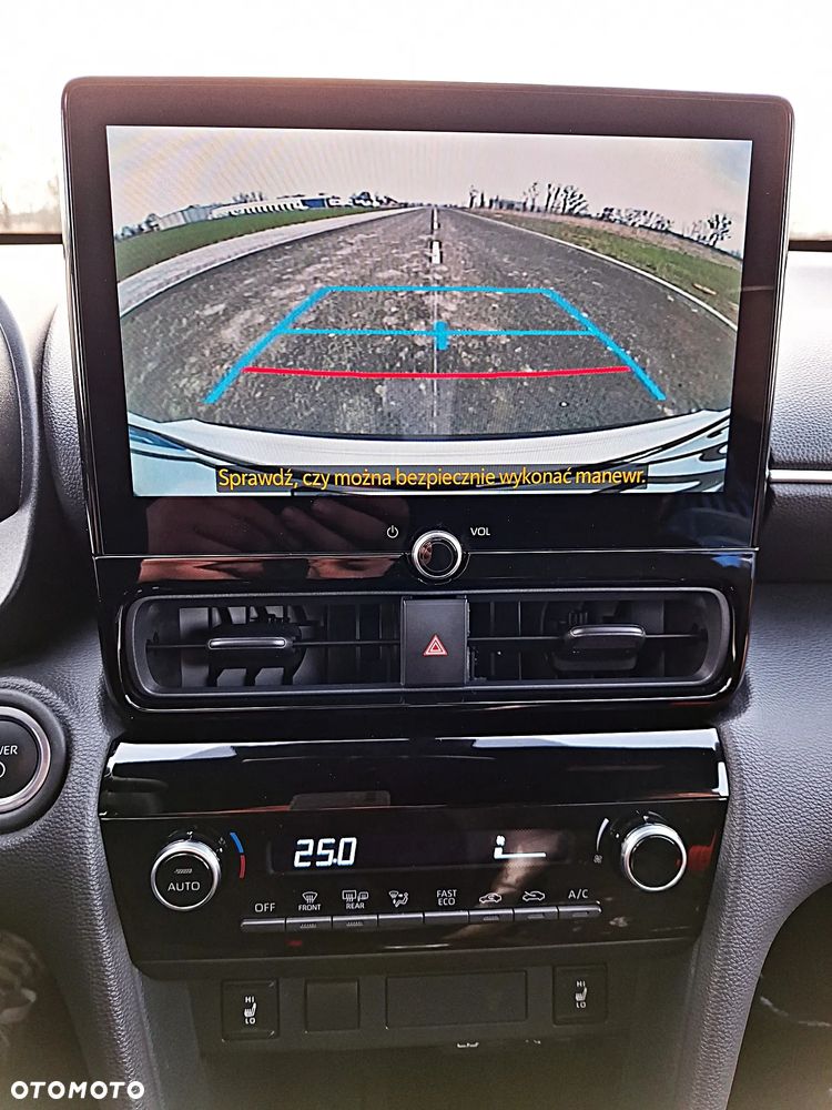 Toyota Yaris Cross 130 1.5 VVT-i Team Deutschland - 34