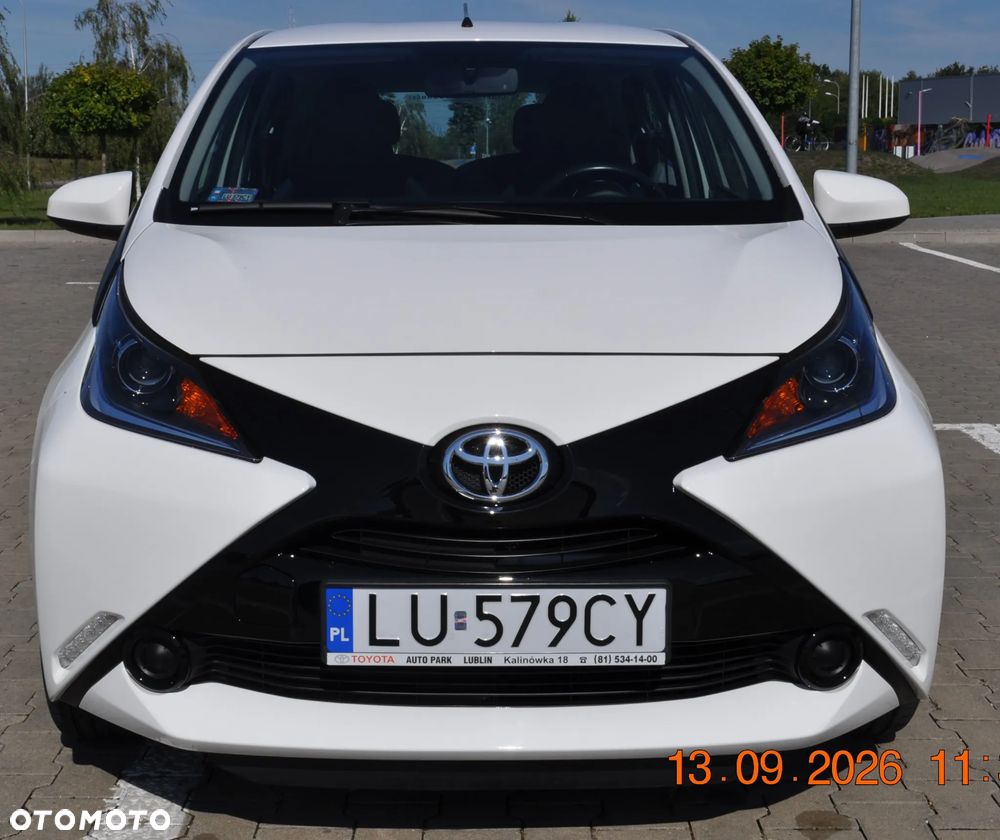 Toyota Aygo x-play touch - 6