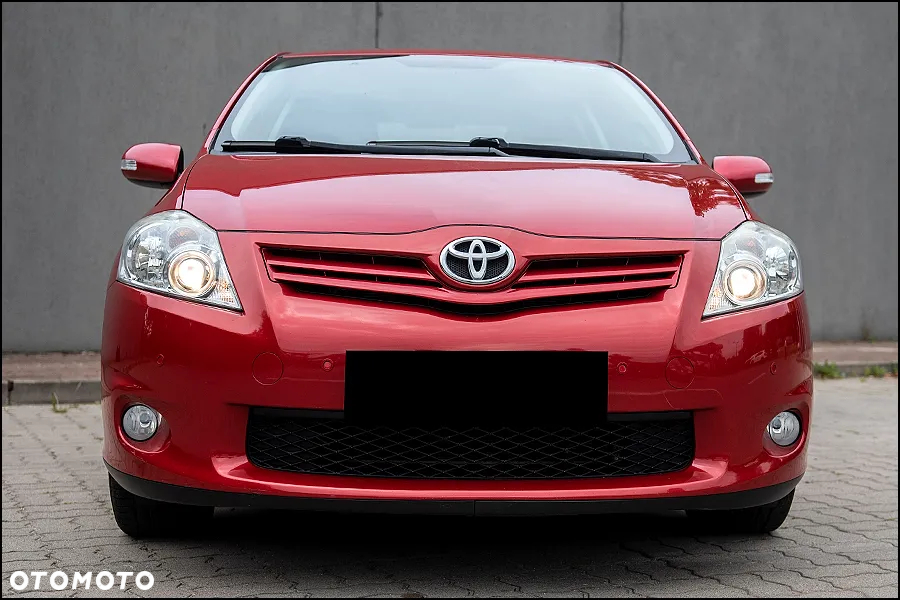 Toyota Auris - 2