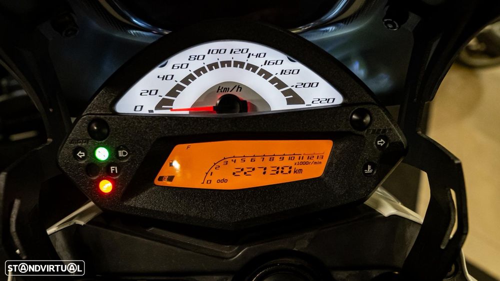 Kawasaki ER ER-6N - 2