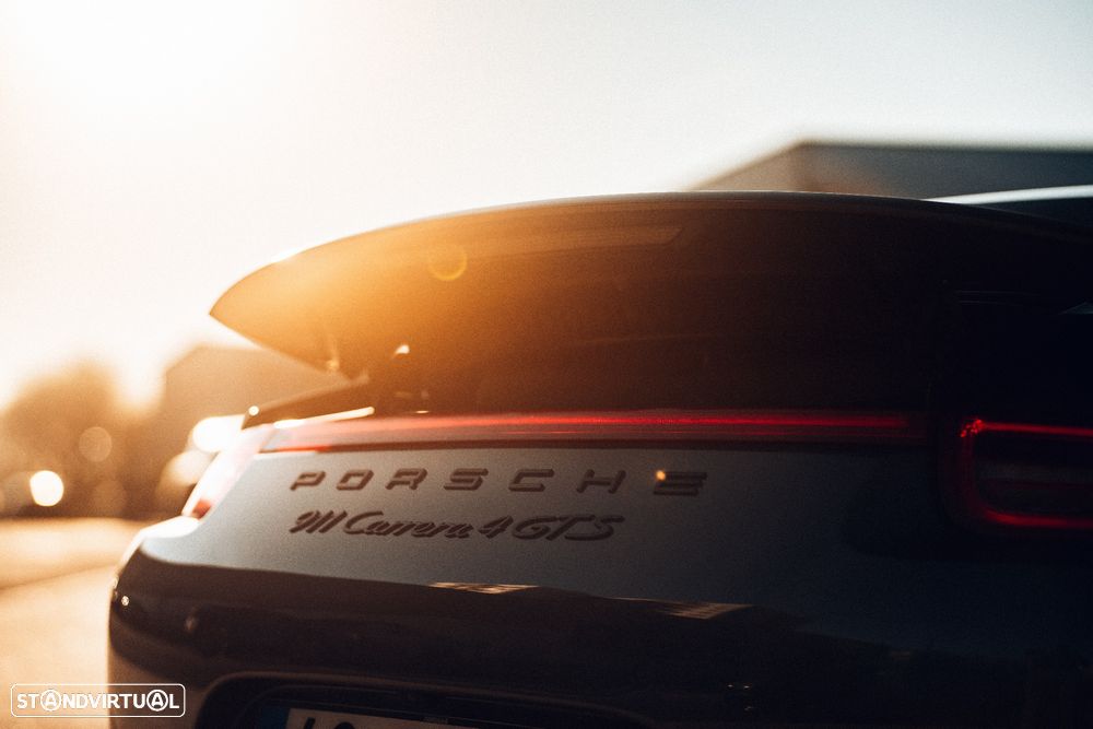 Porsche 911 (991) Carrera 4 GTS PDK - 22