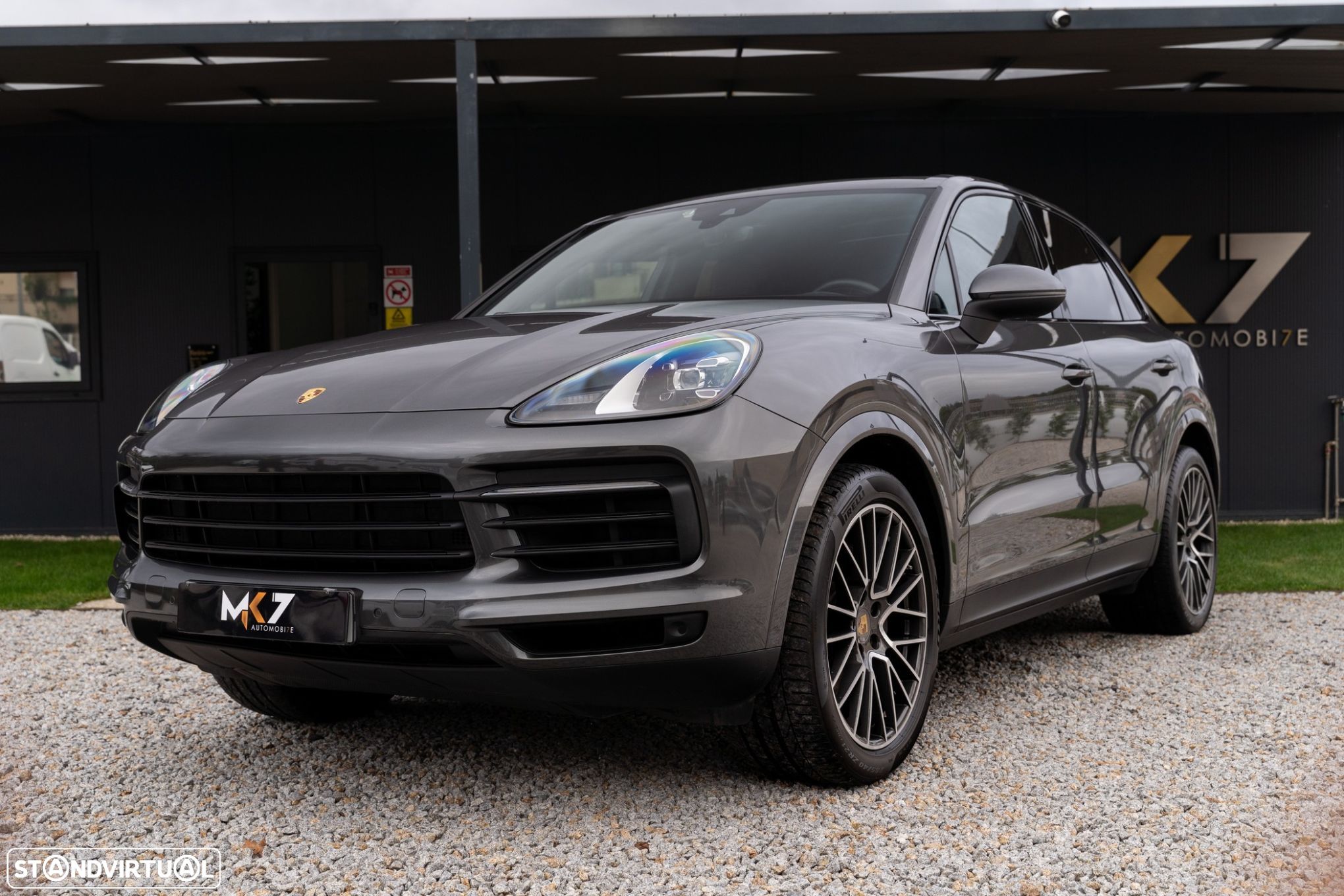 Porsche Cayenne Platinum Edition - 1