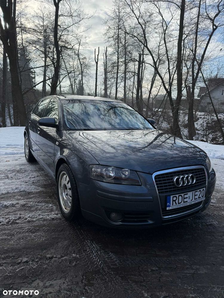 Audi A3 Sportback - 1