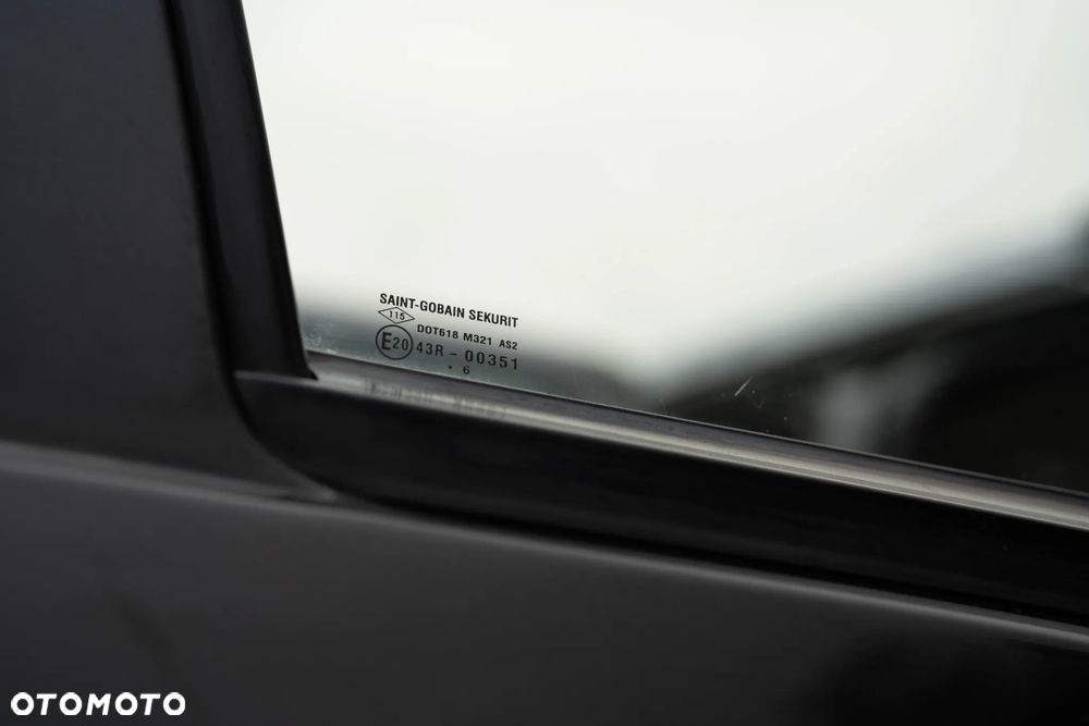 Dacia Duster 1.6 SCe S&S - 30
