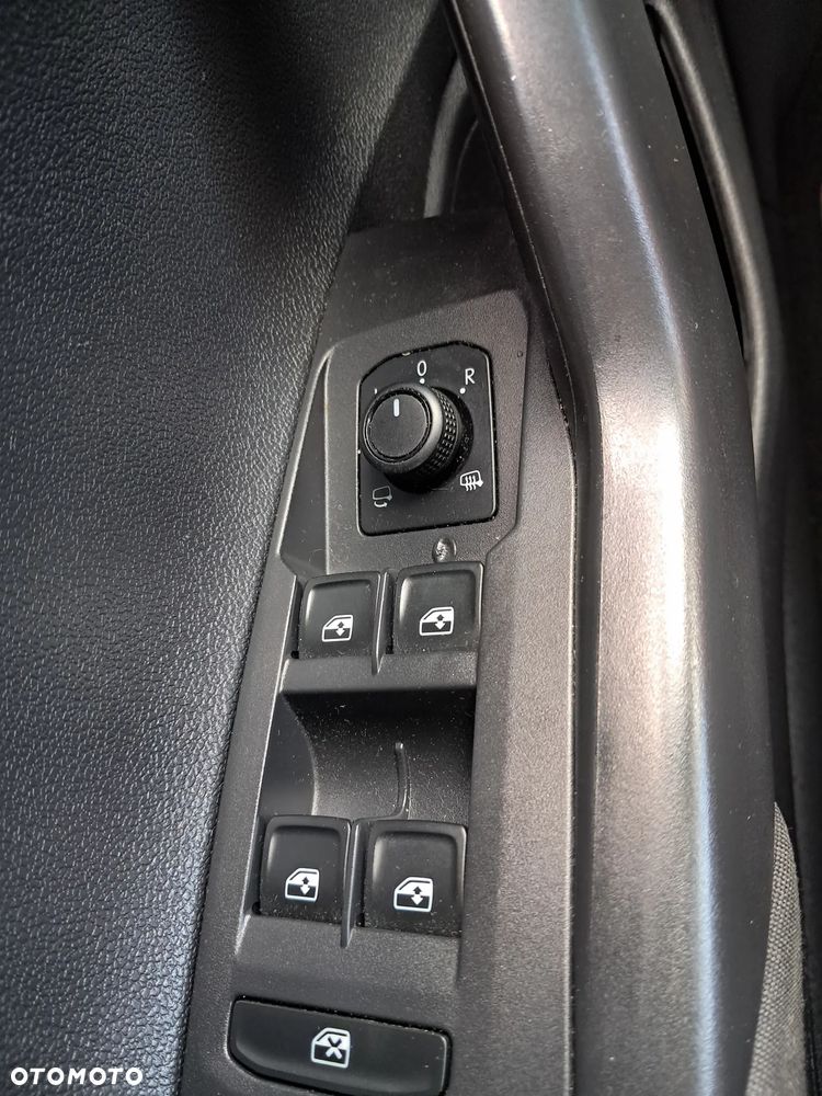 Volkswagen Polo 1.6 TDI SCR DSG Comfortline - 28