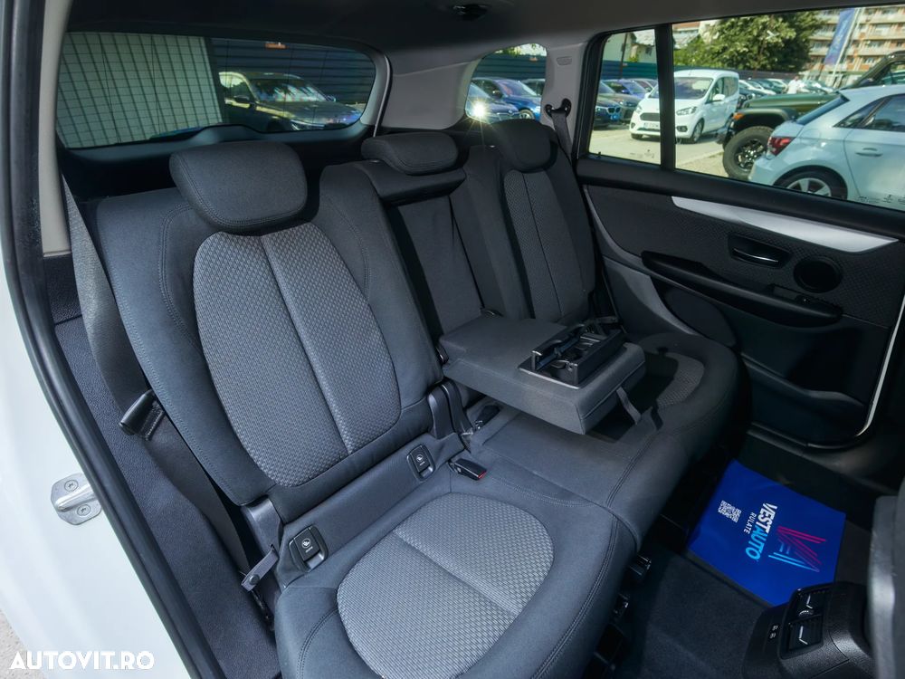 BMW Seria 2 218d Advantage - 23