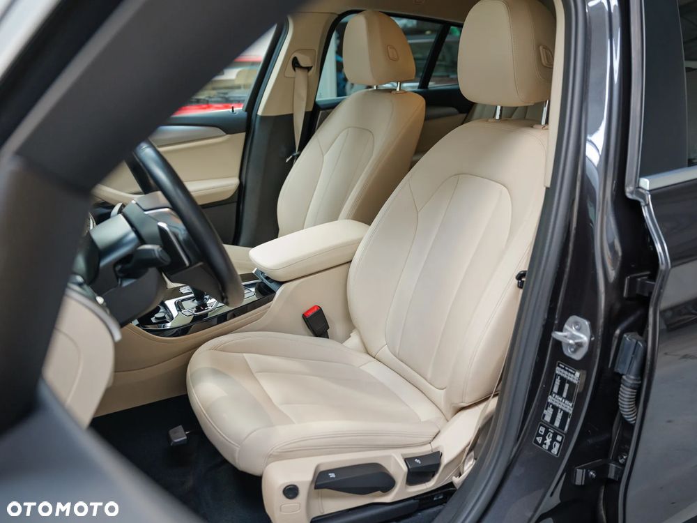 BMW X4 xDrive20i GPF Advantage sport - 18