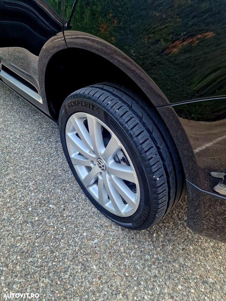 Volkswagen Touareg - 16