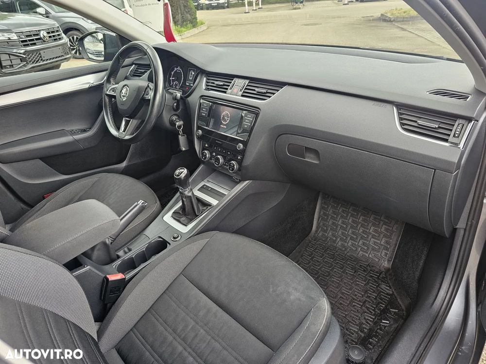 Skoda Octavia - 11