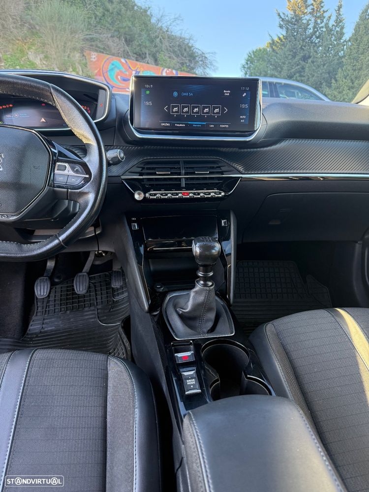 Peugeot 208 PureTech 100 Allure - 13