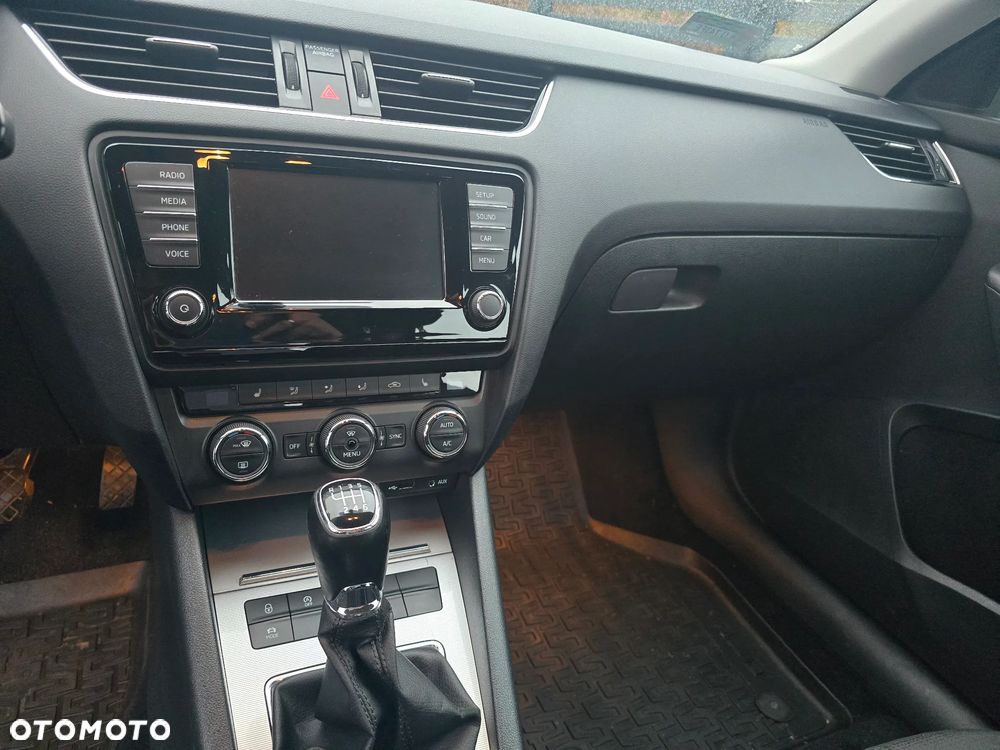 Skoda Octavia 1.4 TSI Style - 10