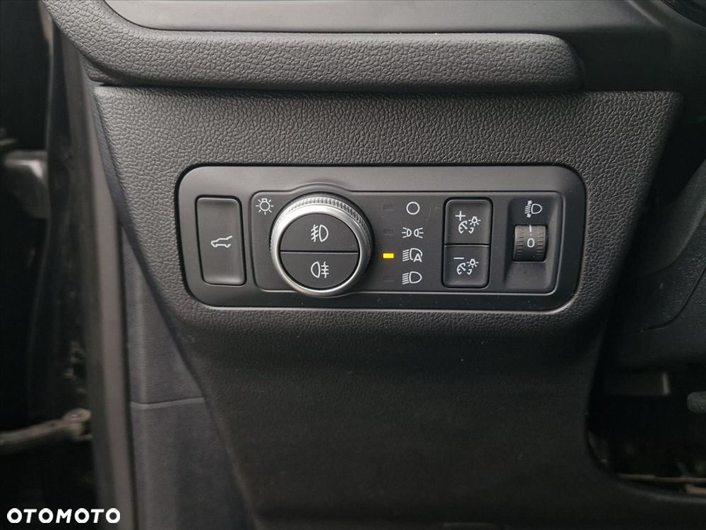 Ford Kuga 2.0 EcoBlue AWD ST-Line - 23