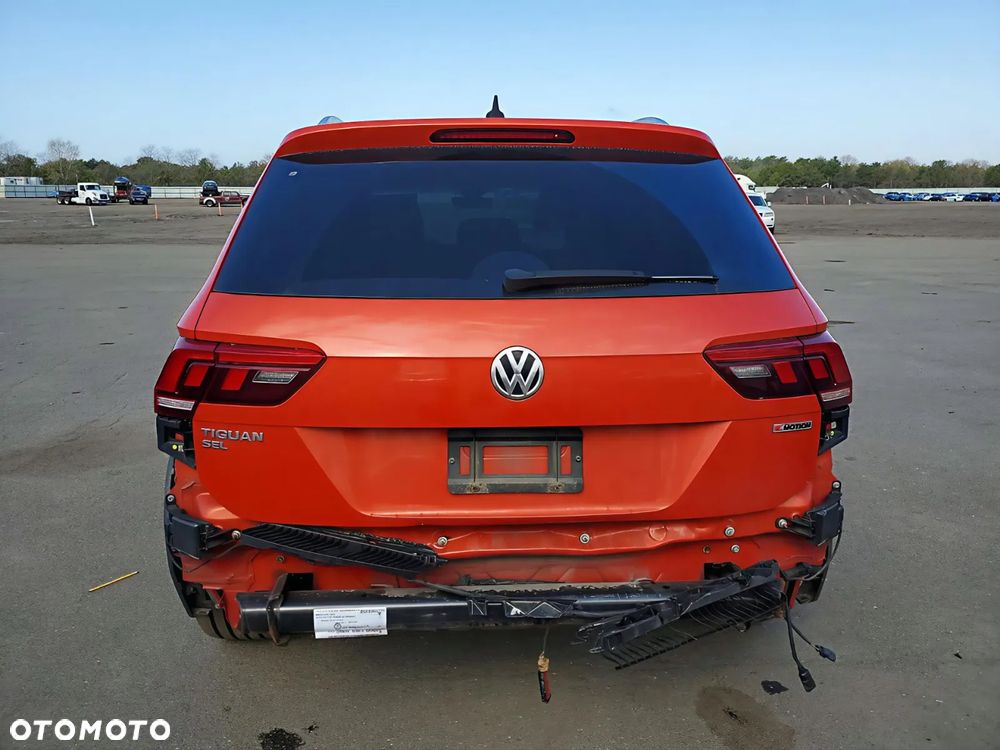 Volkswagen Tiguan - 6