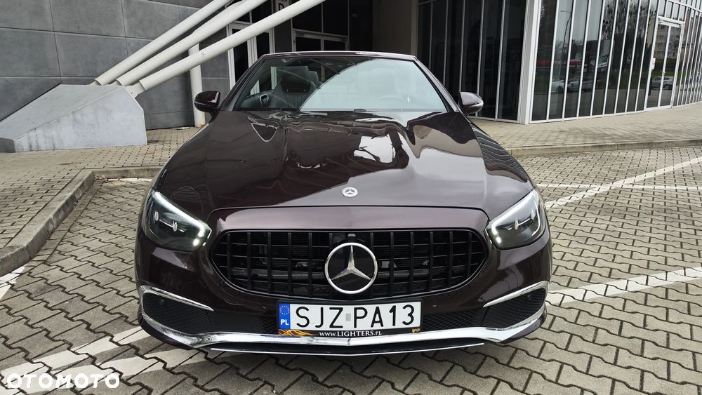 Mercedes-Benz Klasa E 300 9G-TRONIC - 2