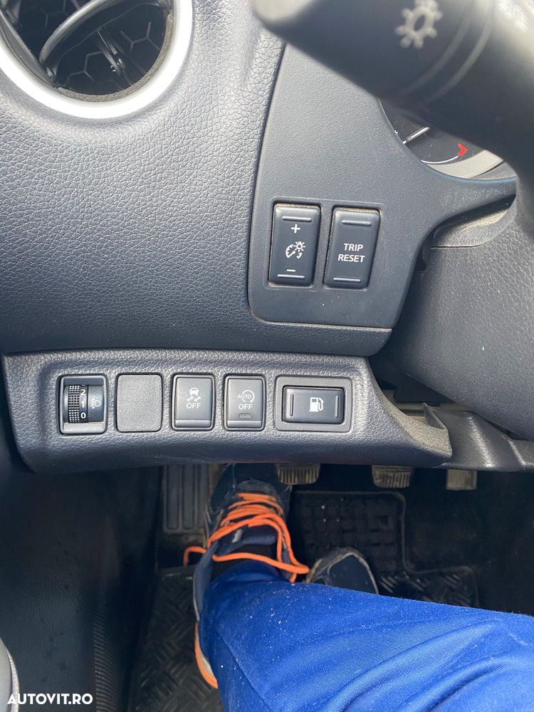 Nissan Navara Double Cab N-Connecta - 7