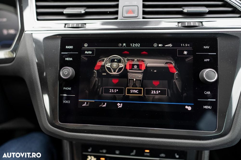 Volkswagen Tiguan - 27