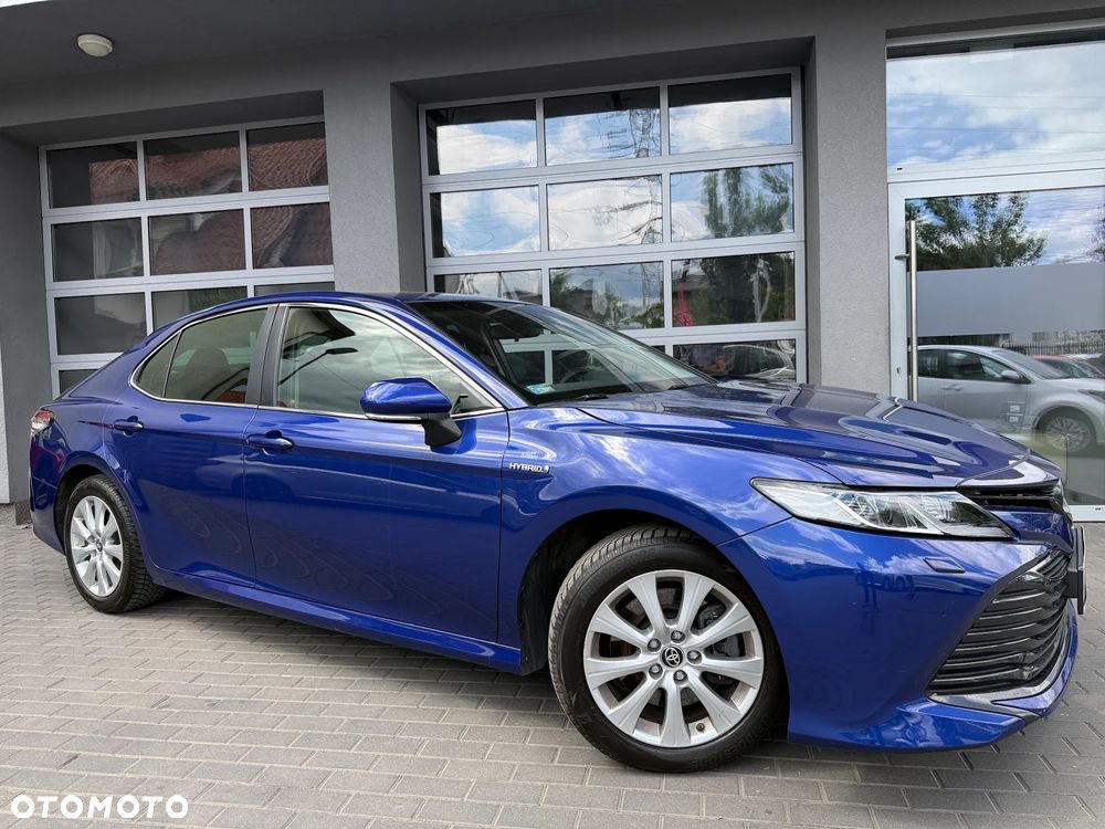 Toyota Camry 2.5 Hybrid Comfort CVT - 18