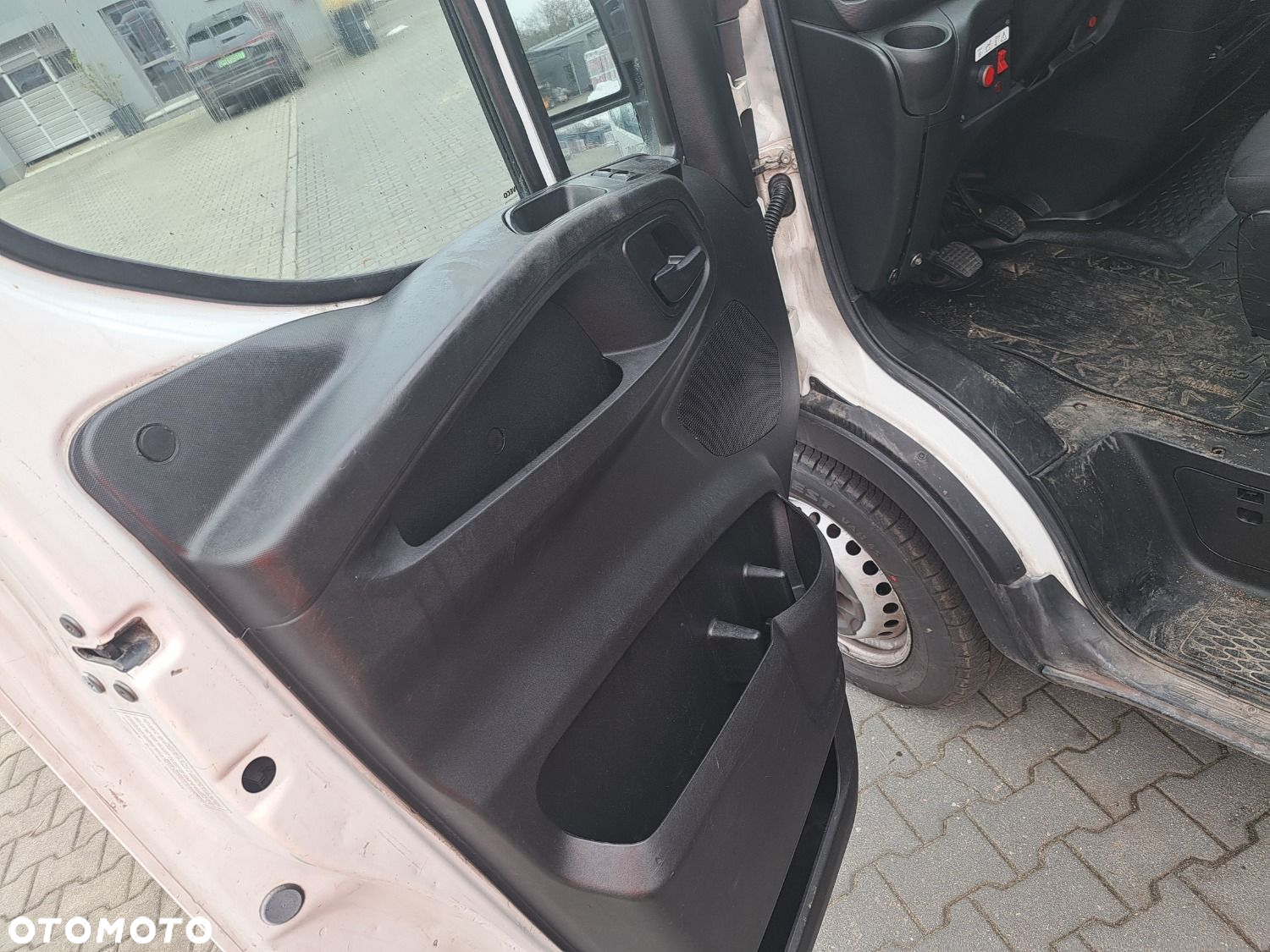 Iveco Daily 35S14N + Movex Tl 13M - 15