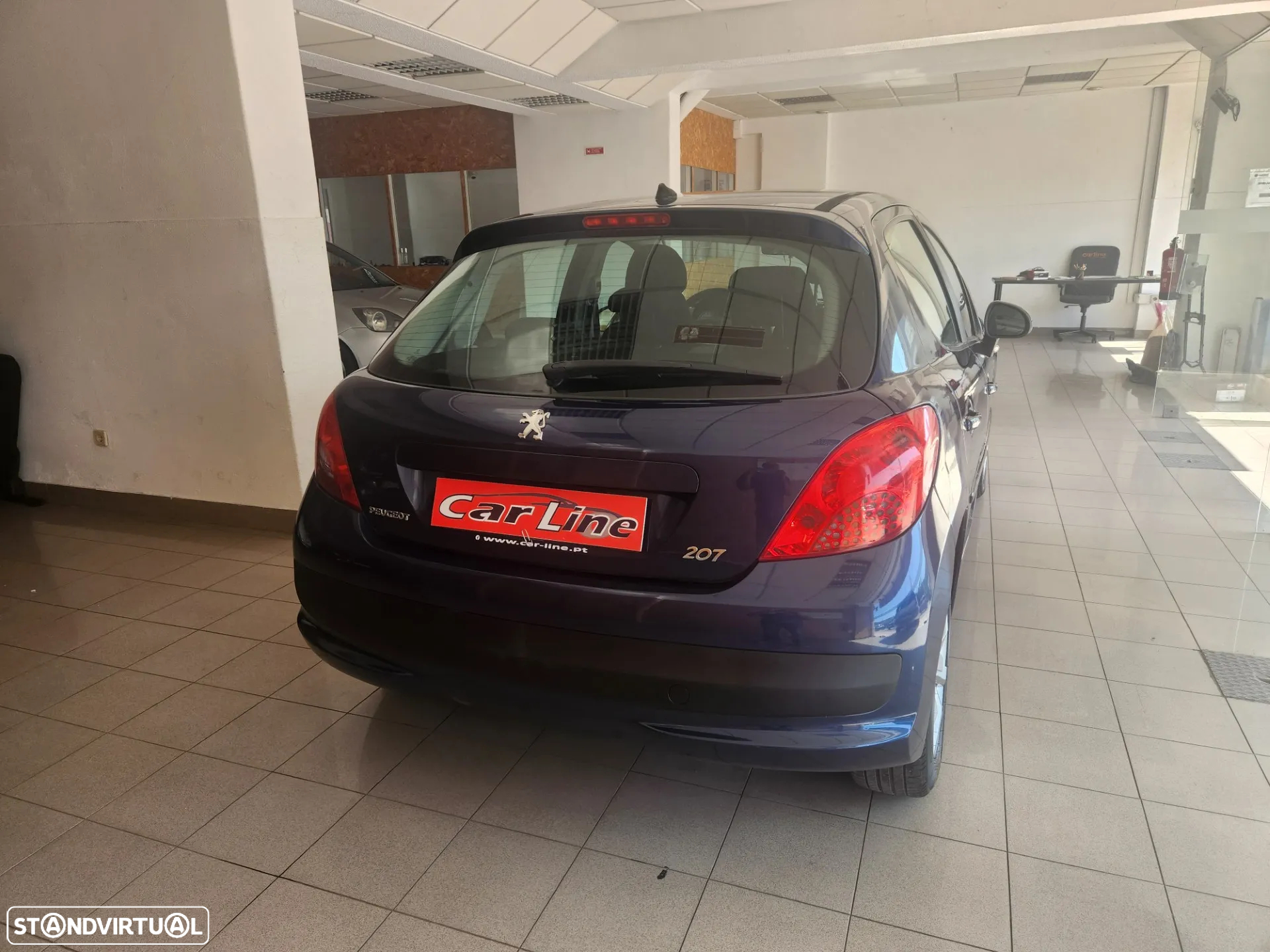 Peugeot 207 1.4 16V Trendy - 11