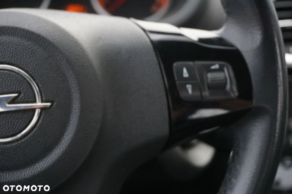 Opel Corsa 1.3 CDTI Cosmo - 19