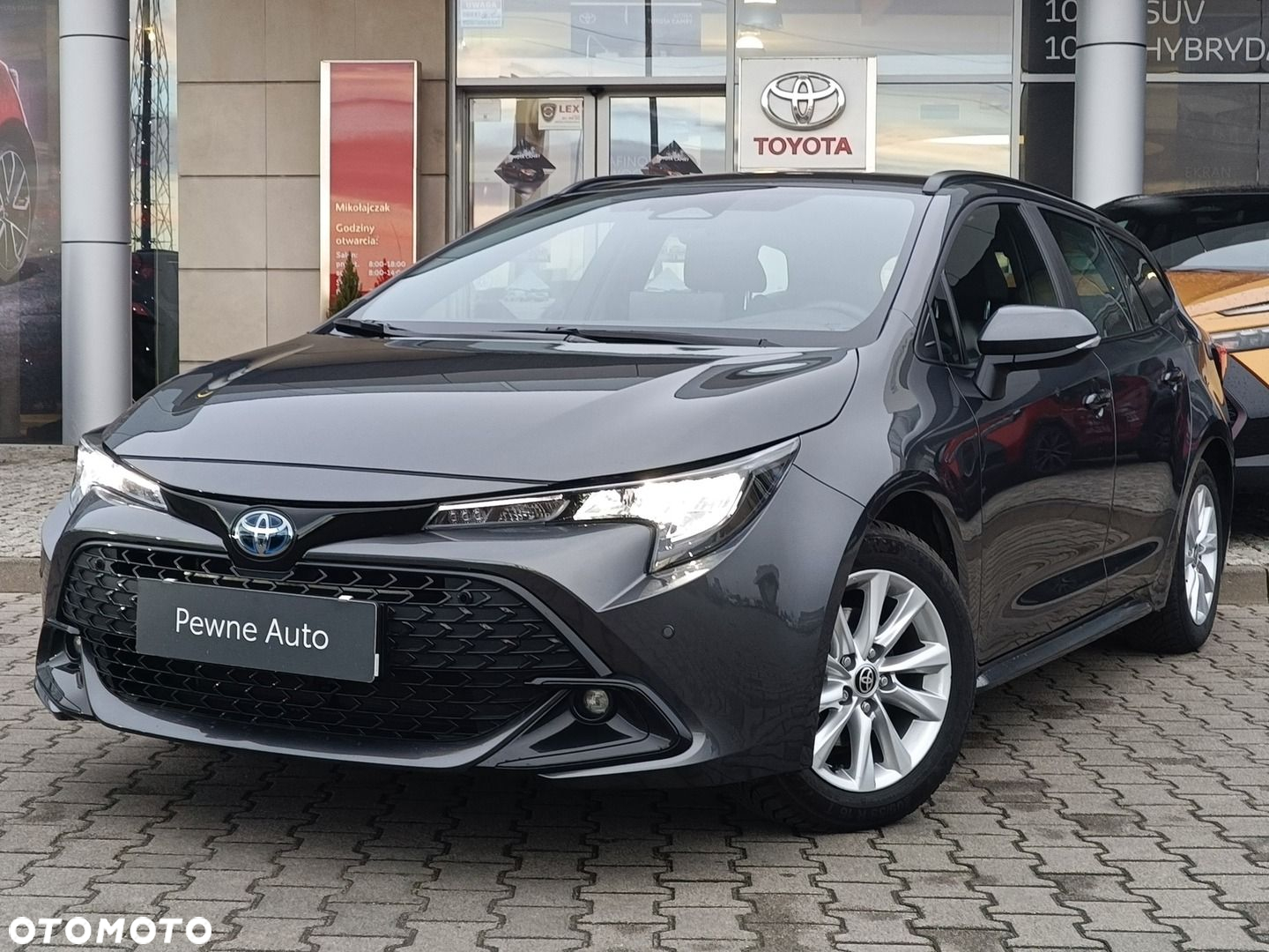 Toyota Corolla 1.8 Hybrid Comfort - 3