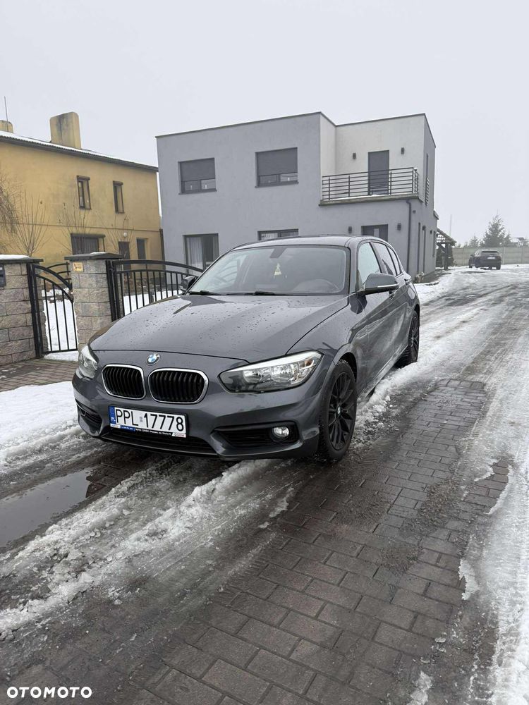BMW Seria 1 120i - 8