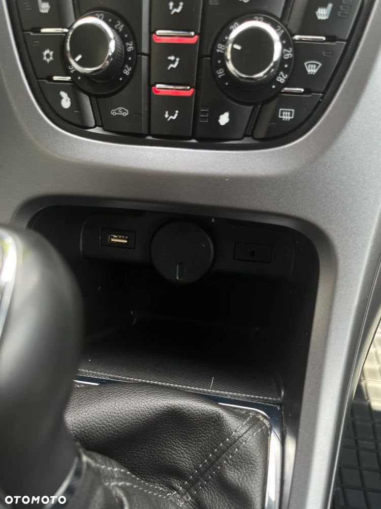 Opel Astra 1.4 T Sport - 13