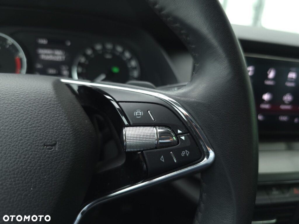 Skoda Octavia 1.0 TSI e-Tec Ambition DSG - 17