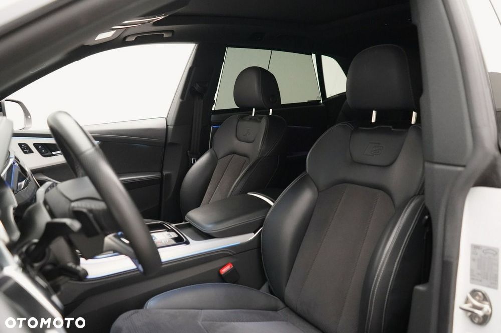 Audi Q8 - 23