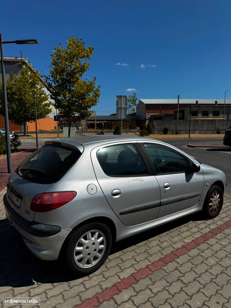 Peugeot 206 1.1 XR Présence - 4
