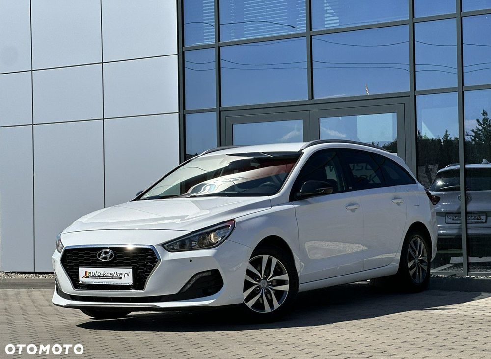 Hyundai i30 1.4 T-GDI DCT YES - 2